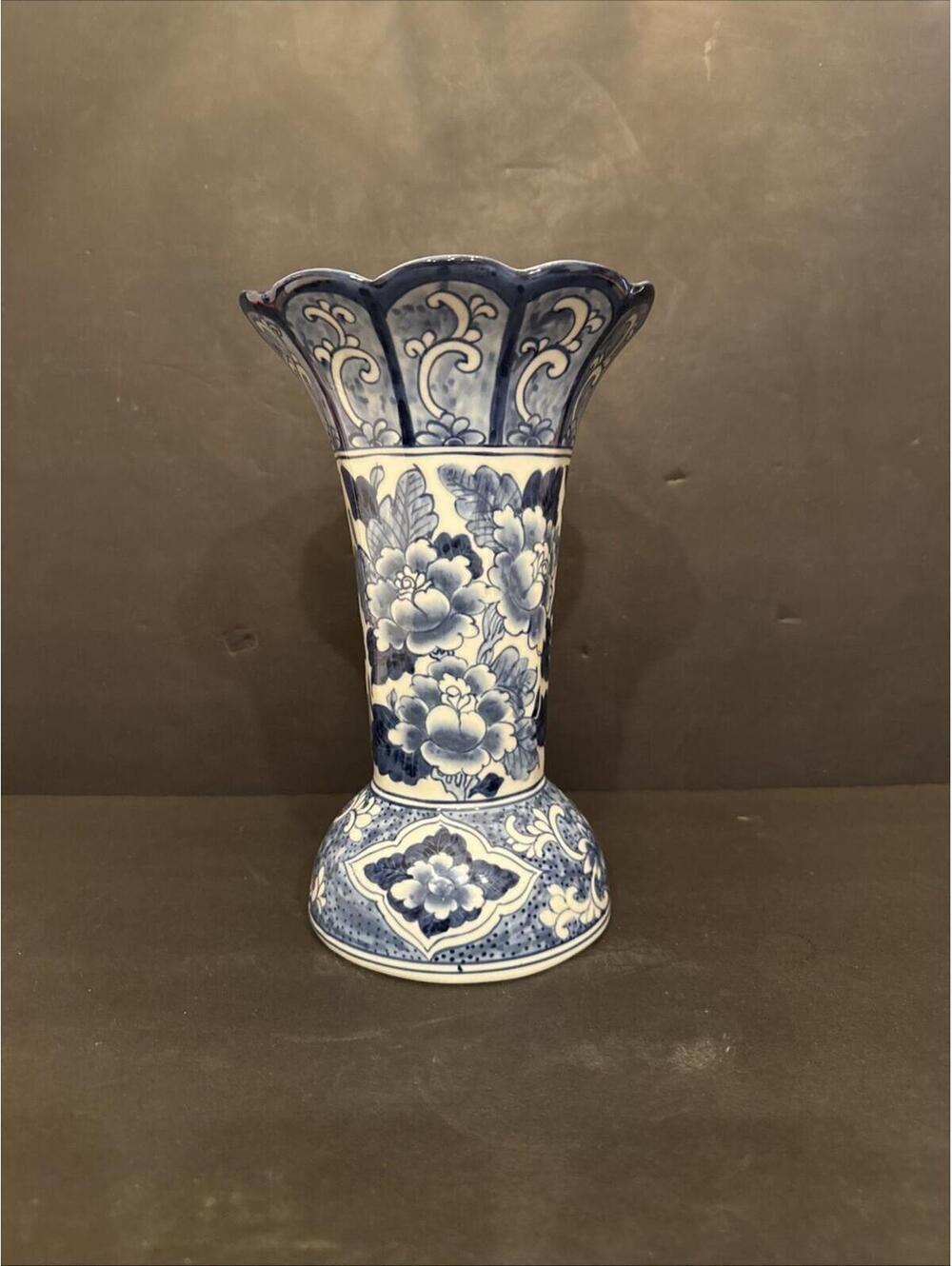 Vintage Floral Chinoiserie Vase Blue & White Porcelain 10” H. Gorgeous
